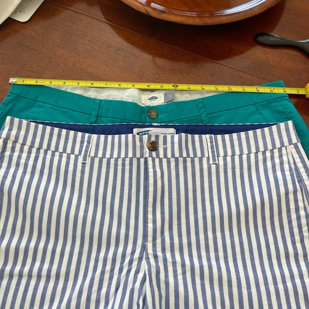 Old navy like new shorts